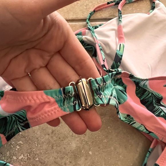 CUPSHE Size S one piece green tropical leaves and pink monokini bathing suit - Picture 2 of 7